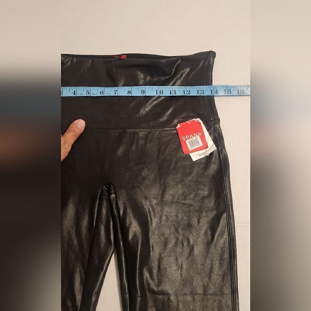 New Spanx Faux Leather Black Leggings Size XL - Picture 8 of 9
